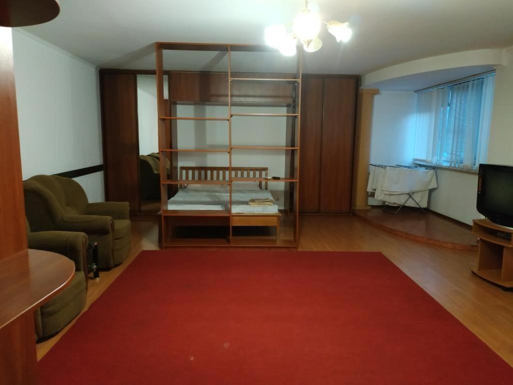 Nice Apartment Near Gulliver Kiev Eksteriør billede